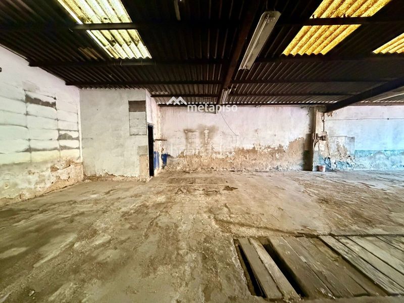 Foto e9a5ef07-2a8d-40bc-b3e2-2b77082cda11. Nau industrial a Centre Vendrell (El)