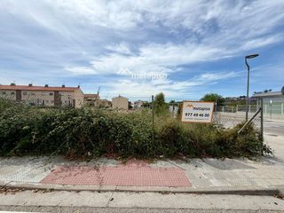 Finca rústica  Barcelones. Parcela esquinera urbana en el tancat!!!