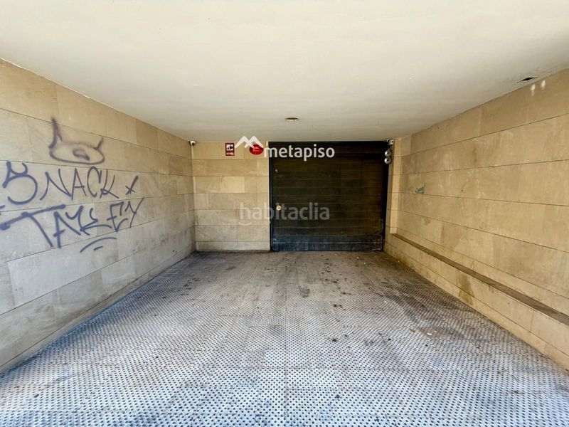 Foto de5096d3-ea59-4abe-99a9-c1b8c94c5397. Aparcament cotxe a Centre Vendrell (El)