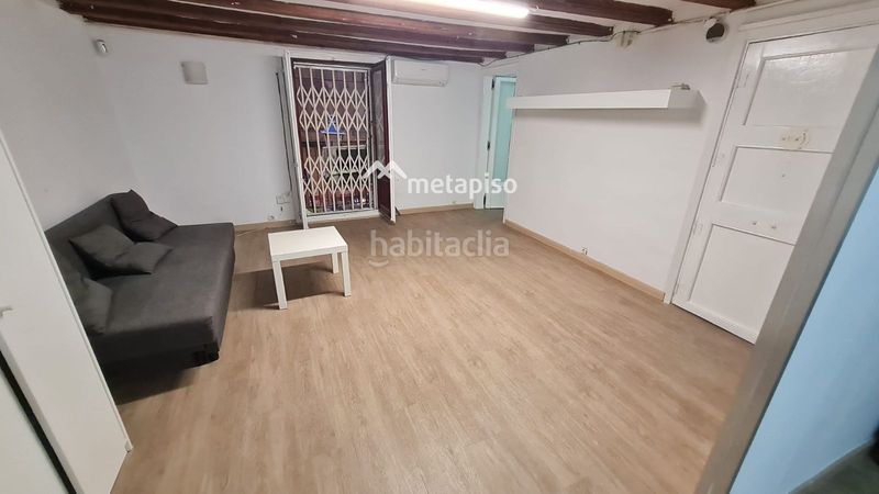 Foto d15628ee-1e08-404f-b248-a3d188244fa7. Pis a St. Pere - Sta. Caterina - El Born Barcelona