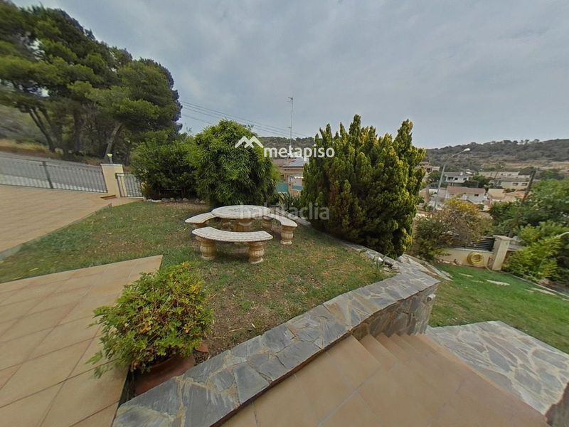 Foto 52ac2558-5419-49b7-bd30-96b870e172d4. Xalet amb calefacció aparcament piscina a Roda de Barà