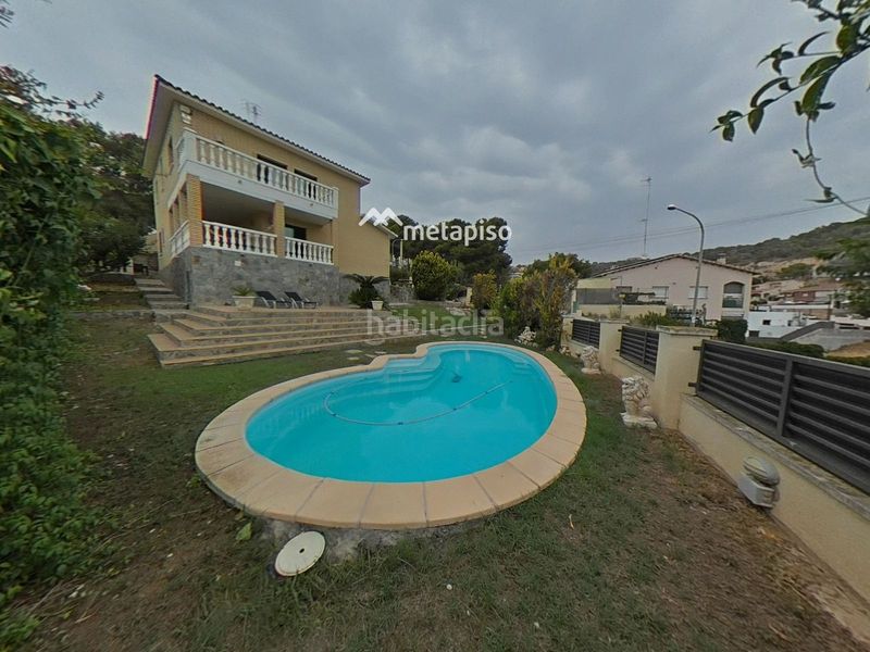 Foto 97f0fdfd-d64c-4ac3-b97b-a2df702ce8ab. Xalet amb calefacció aparcament piscina a Roda de Barà