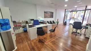 Lloguer Local Comercial  Angel guimera. Oficinas en alquiler en el centro!!!!
