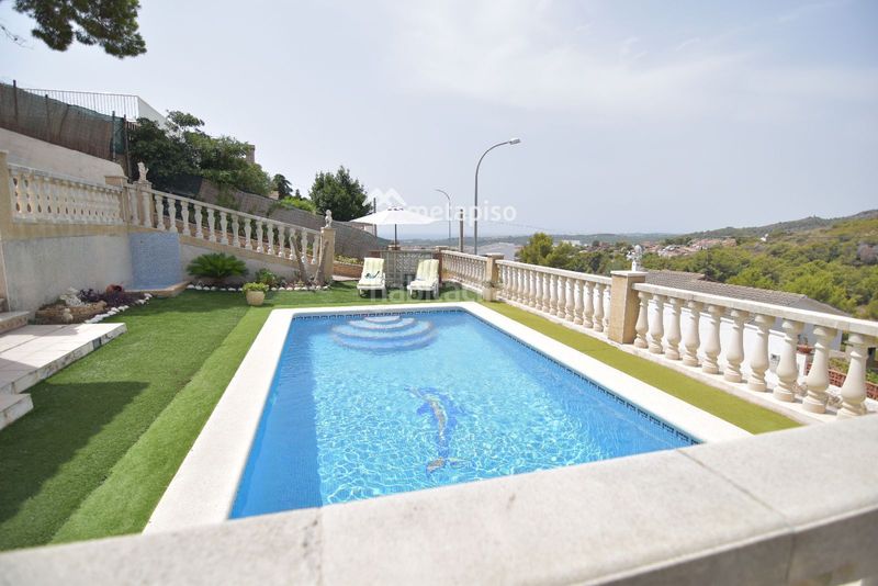 Foto dd5a9fe1-7539-4ffc-9b0a-12bb0dcb3580. Casa adossada amb calefacció aparcament piscina a Roda de Barà