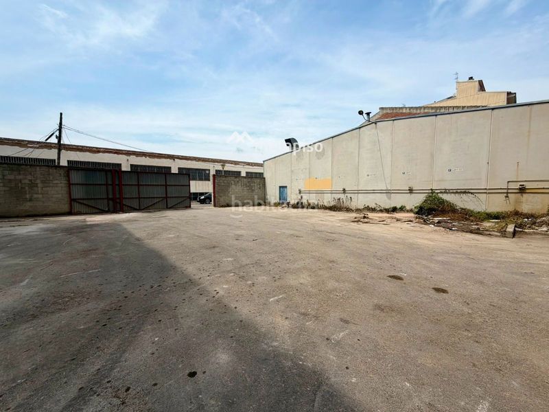 Foto 4d125860-32c7-438d-905e-bd58800734dd. Lloguer finca rústica a Centre Vendrell (El)