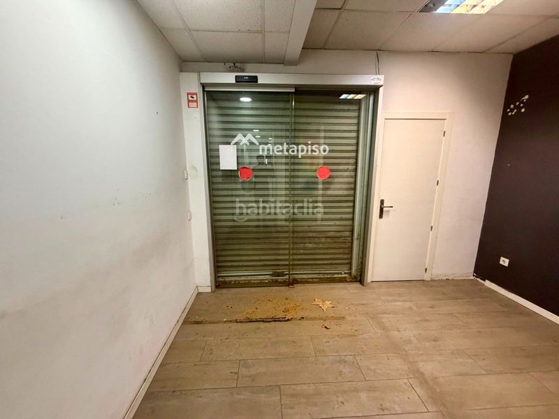 Foto 13ae5e22-a8af-4909-81a0-8e84b03757d3. Local comercial a Centre Vendrell (El)