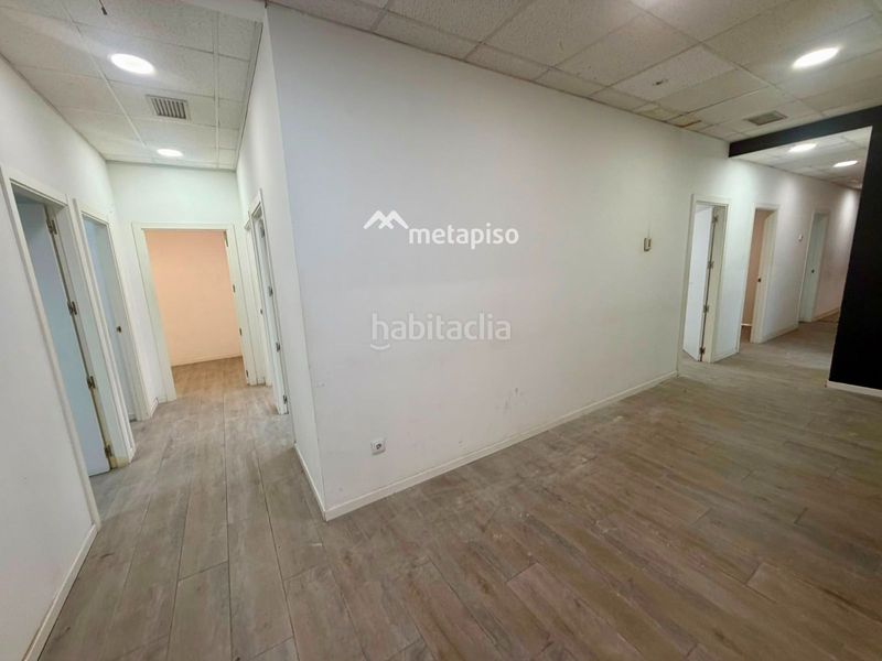 Foto 372cce37-3c35-4615-a342-de02d5f6a058. Local comercial a Centre Vendrell (El)
