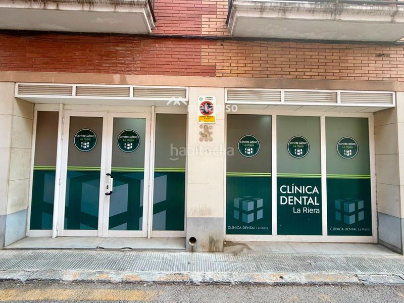 Foto 9a6f924a-b401-4623-8eb9-f8378a52d366. Local comercial a Centre Vendrell (El)