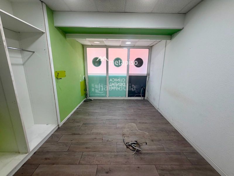 Foto bf700643-72c9-4f6a-934e-fd4ee028d3df. Local comercial a Centre Vendrell (El)