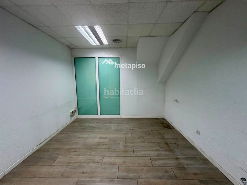 Foto ec56ff47-ad2b-46cb-9914-86cd87b1ca53. Local comercial a Centre Vendrell (El)