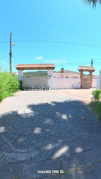 Foto 176d89fe-2238-4cc8-936a-b8735ef1660d. Xalet amb calefacció aparcament piscina a Piera