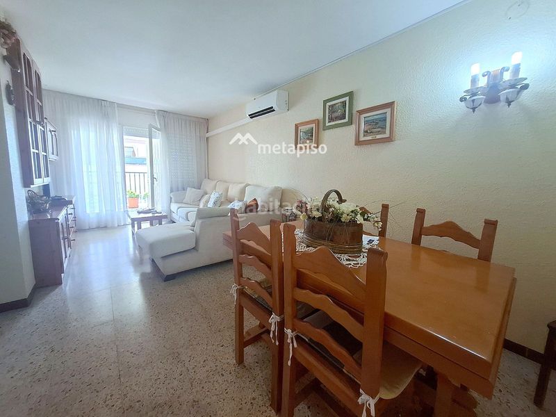 Foto 9fb0ad44-a437-47be-9e15-dbd940af4374. Etagenwohnung mit pool in Segur de Calafell nucli urbà Segur de Calafell