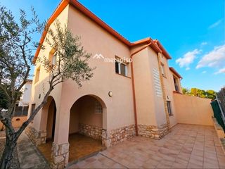 Maison jumelée  Figuera. En torredembarra