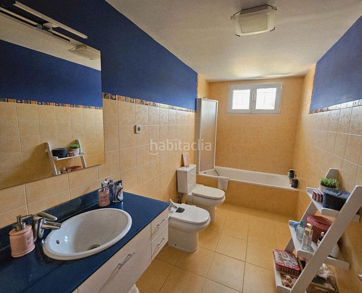 Foto 32df740d-4cc6-4d2f-babc-0cd24e168c42. Chalet avec cheminée chauffage parking piscine dans Alpedrete