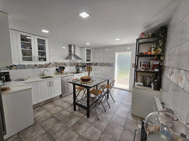 Foto 65e428d8-90d1-40e7-b197-56096b1a6dc6. Chalet avec cheminée chauffage parking piscine dans Alpedrete