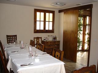 Traspàs Local Comercial a Carrer pont major 110. Restaurant estil rústic