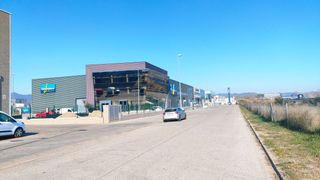 Area edificabile industriale in Carrer unicef 25. Solar comercial a primera línia d'ap7 - salt (/girona)