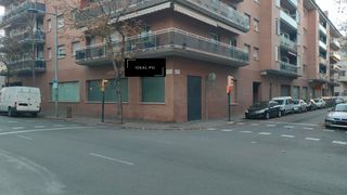 Business premise in Avinguda de sant narcís 110. Oportunitat única a girona: local comercial molt competitiu
