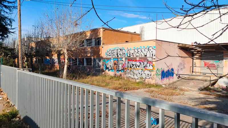 Foto ec14a8b3-60cb-4c0a-8818-a074db8f4187. Miete fabrikhalle in Bescanó