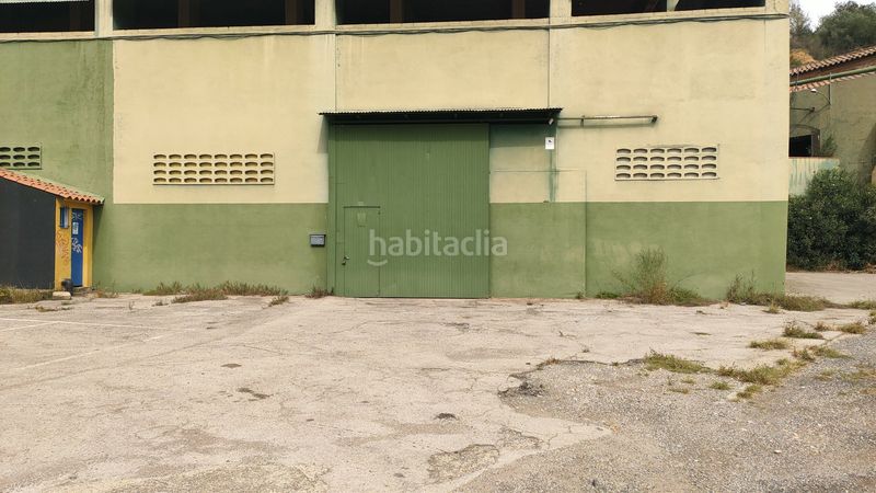Foto a168ba16-8b70-478b-b61a-eb16b5b439c3. Alquiler nave industrial en avinguda de frança 73 magatzem polivalent amb molta visibilitat a la n-ii, sortida nord de girona en Sant Julià de Ramis