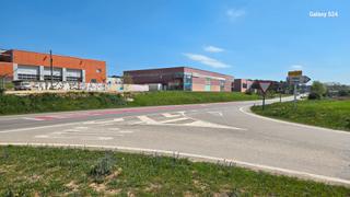 Nau industrial a Carrer gavarres 25. Espai industrial amb valor afegit entre girona i la costa brava