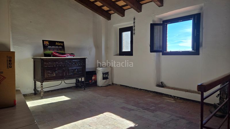 Foto 08ecfa2f-20f9-43c3-87e4-17445ee062b7. Masía en carrer de l'hospital 12 vida de poble a 20 min de girona: casa reformada amb 5 habitacions, terrassa i llar de foc en Cervià de Ter