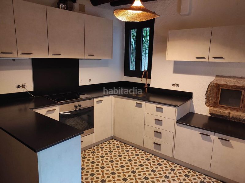 Foto e137ca39-8591-4d42-a0d6-16510804ca45. Masía en carrer de l'hospital 12 vida de poble a 20 min de girona: casa reformada amb 5 habitacions, terrassa i llar de foc en Cervià de Ter