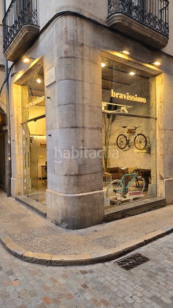 Foto 5f013259-f610-4010-97f6-b70c346b86f6. Miete geschäftsraum in carrer de la cort reial 13 in Girona