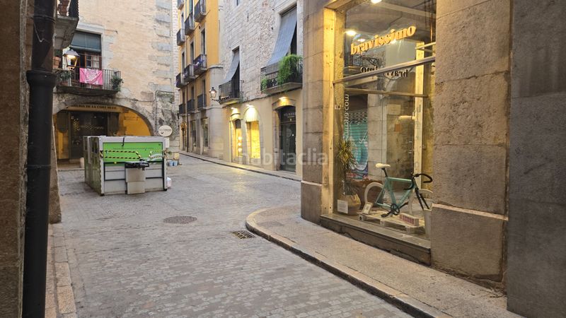 Foto 73fd8e09-899a-4f14-8ea2-a10aa38819ce. Miete geschäftsraum in carrer de la cort reial 13 in Girona