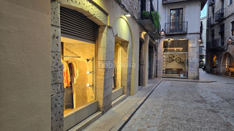 Foto 97c4e09d-ba80-4610-80cc-44b7fd24f208. Miete geschäftsraum in carrer de la cort reial 13 in Girona