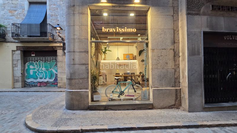 Foto f2b740d7-53d2-4f1f-a23b-409c0b31b3e5. Miete geschäftsraum in carrer de la cort reial 13 in Girona