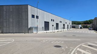 Lloguer Nau industrial a Carrer del puig de sant grau 117. “nau nova ampliable a girona nord, amb reserva oberta i entrega