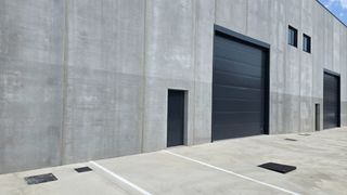 Rent Industrial building in Carrer del puig de sant grau 117. Nau industrial de 530 m² diàfans en planta baixa a sarrià de ter