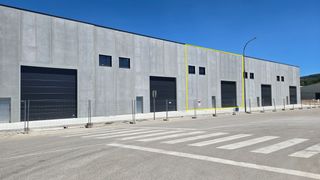 Lloguer Nau industrial a Sarrià de Ter. “nau nova ampliable  a girona nord, amb reserva oberta i entrega