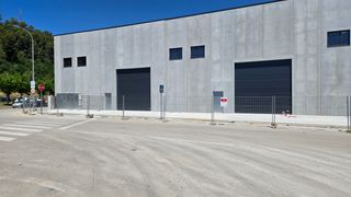 Lloguer Nau industrial a Carrer del puig de sant grau 117. Nau nova de 470 m² a sarrià de ter amb bona alçada i marge per c