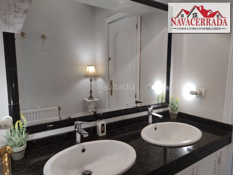 Foto 45dd8ced-56f2-4fbc-a745-7b60e6383390. Location maison jumelée avec chauffage dans Navacerrada