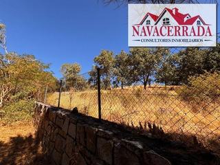 Terreny residencial en Navacerrada. Navacerrada consultores inmobiliarios presenta esta parcela de 1