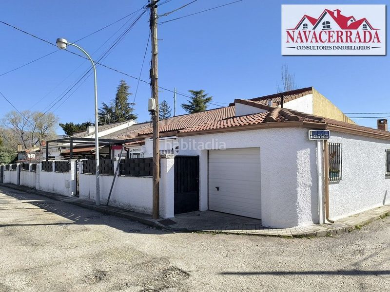 Foto bd85ed2f-daa7-44aa-9200-924a3050109d. Casa amb calefacció a Becerril de la Sierra