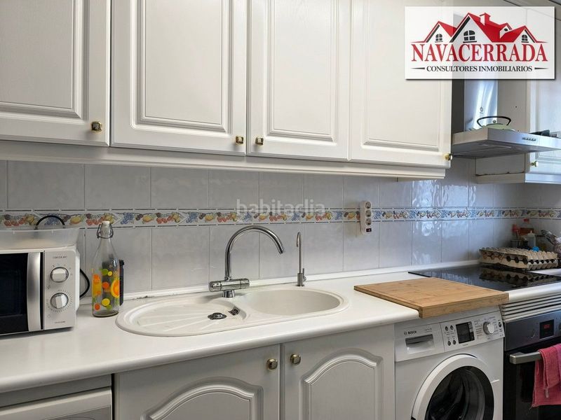 Foto d1d1d7ad-c227-4b66-a2a1-874a9acd3d60. Casa amb calefacció a Becerril de la Sierra