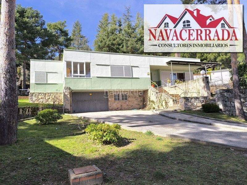 Foto f78c27c5-ffe0-4bb2-94e1-c08a0fbc4614. Maison avec chauffage dans Navacerrada