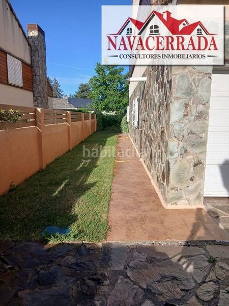 Foto 6fa34049-1096-4372-a52f-0b4ca73f403b. Casa amb calefacció aparcament piscina a Navacerrada