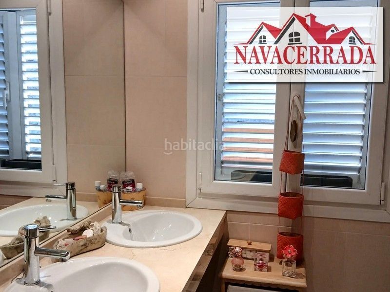 Foto b4cb7969-1a57-4811-b2e4-a3b30a4c68d7. Casa amb calefacció aparcament piscina a Navacerrada