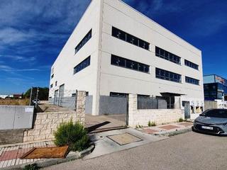 Fabrikhalle in Montserrat-Parque Empresarial