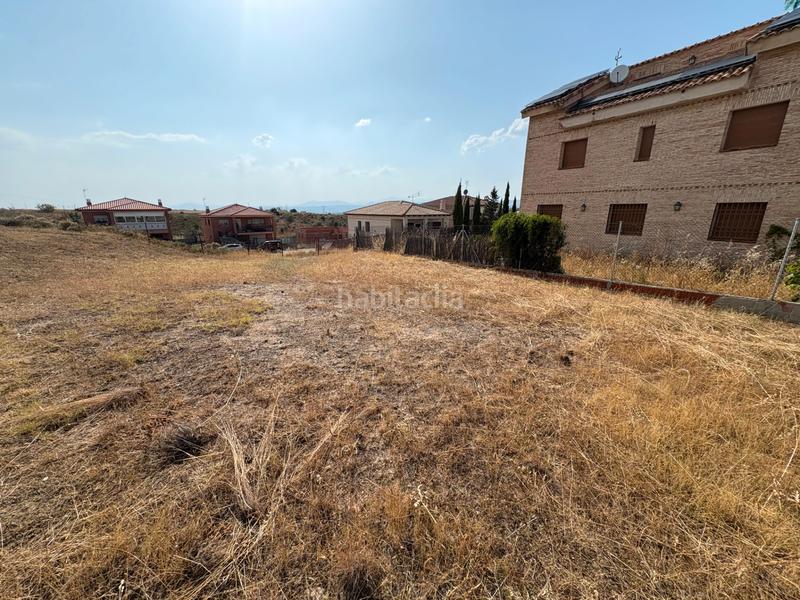 Foto 741b2823-358c-483a-9b7c-46849fe02a74. Terreny residencial a calle peñarroya 111 a Méntrida