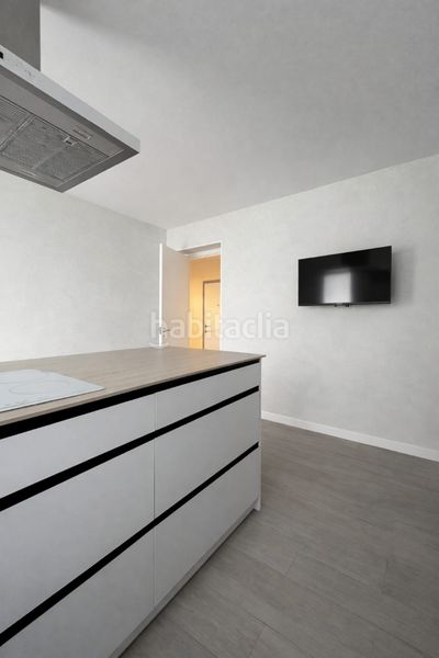 Foto b019a036-fd62-435b-b25e-e6d72b9b1bd1. Chalet avec cheminée chauffage dans Las Zorreras-Monte Encinar Escorial (El)