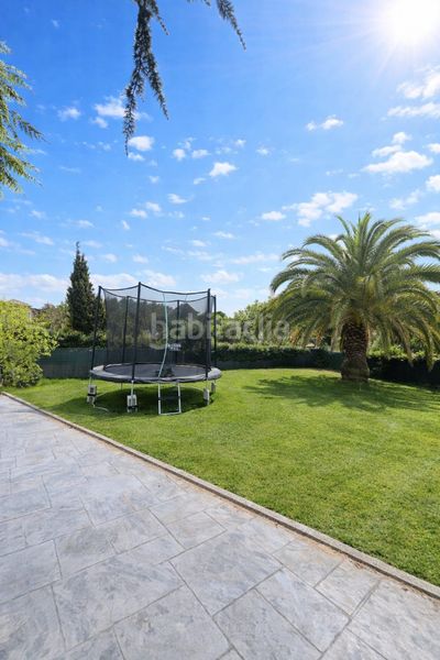 Foto bbf31b1c-2e66-48a5-88c8-5b964dc6ae6c. Chalet avec cheminée chauffage dans Las Zorreras-Monte Encinar Escorial (El)