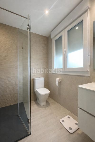 Foto d1bb8358-1e2d-4a9f-b533-c5964b9bb3d0. Chalet avec cheminée chauffage dans Las Zorreras-Monte Encinar Escorial (El)