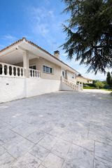 Chalet in Las Zorreras-Monte Encinar