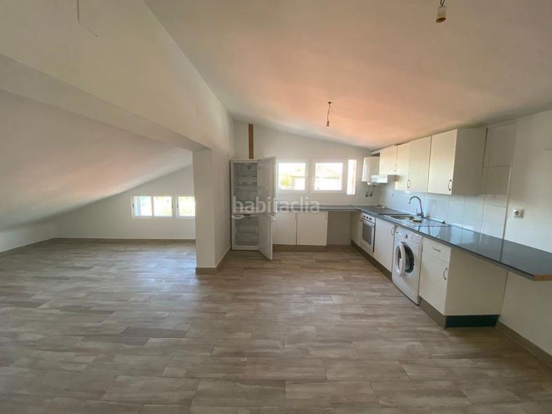 Foto abd8c8b1-c9c7-4ad0-af94-069140b59843. Chalet  independiente en Casarrubios del Monte