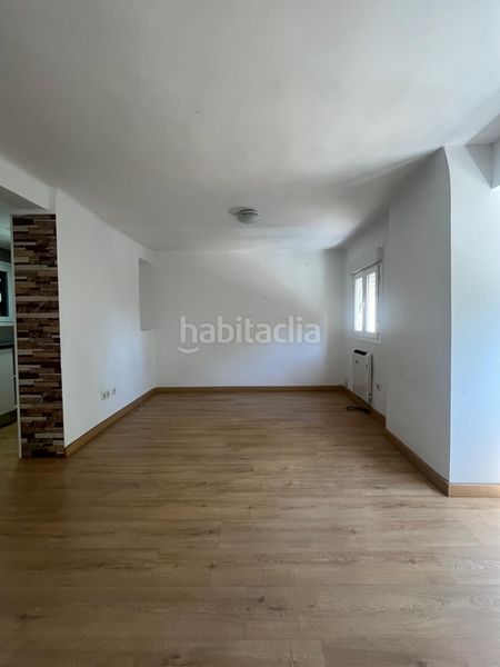 Foto d1d6bd37-2af2-473f-9522-59b6c84ce35c. Pis amb calefacció a Simancas Madrid